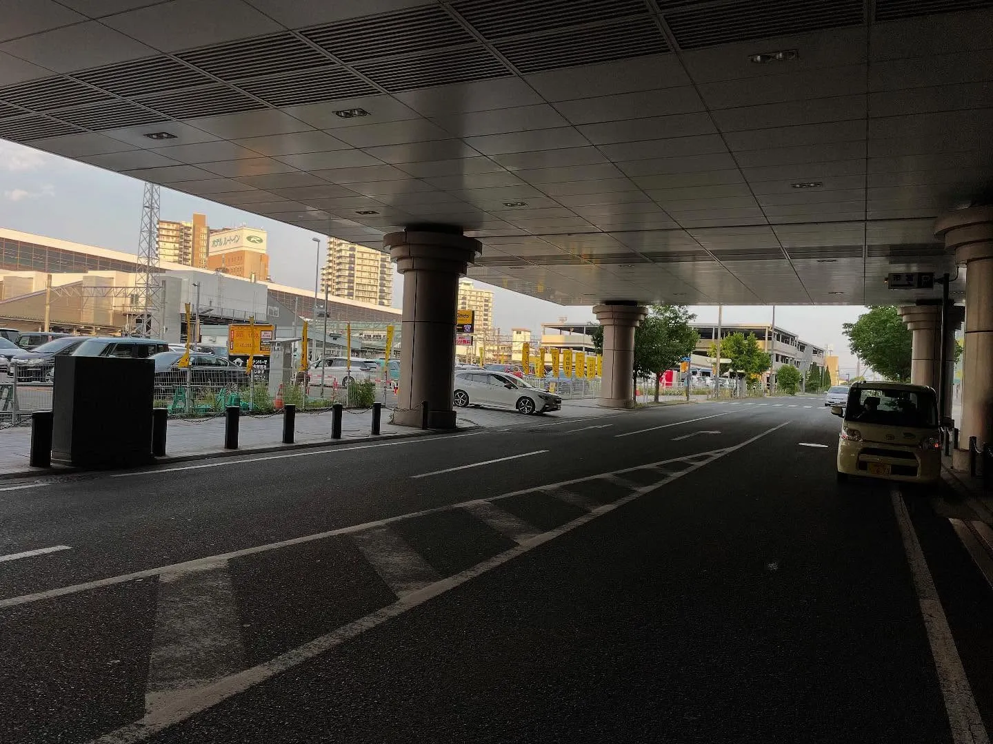 今日は朝から領収書の準備と発送、請求書の作成などなど、午後か...