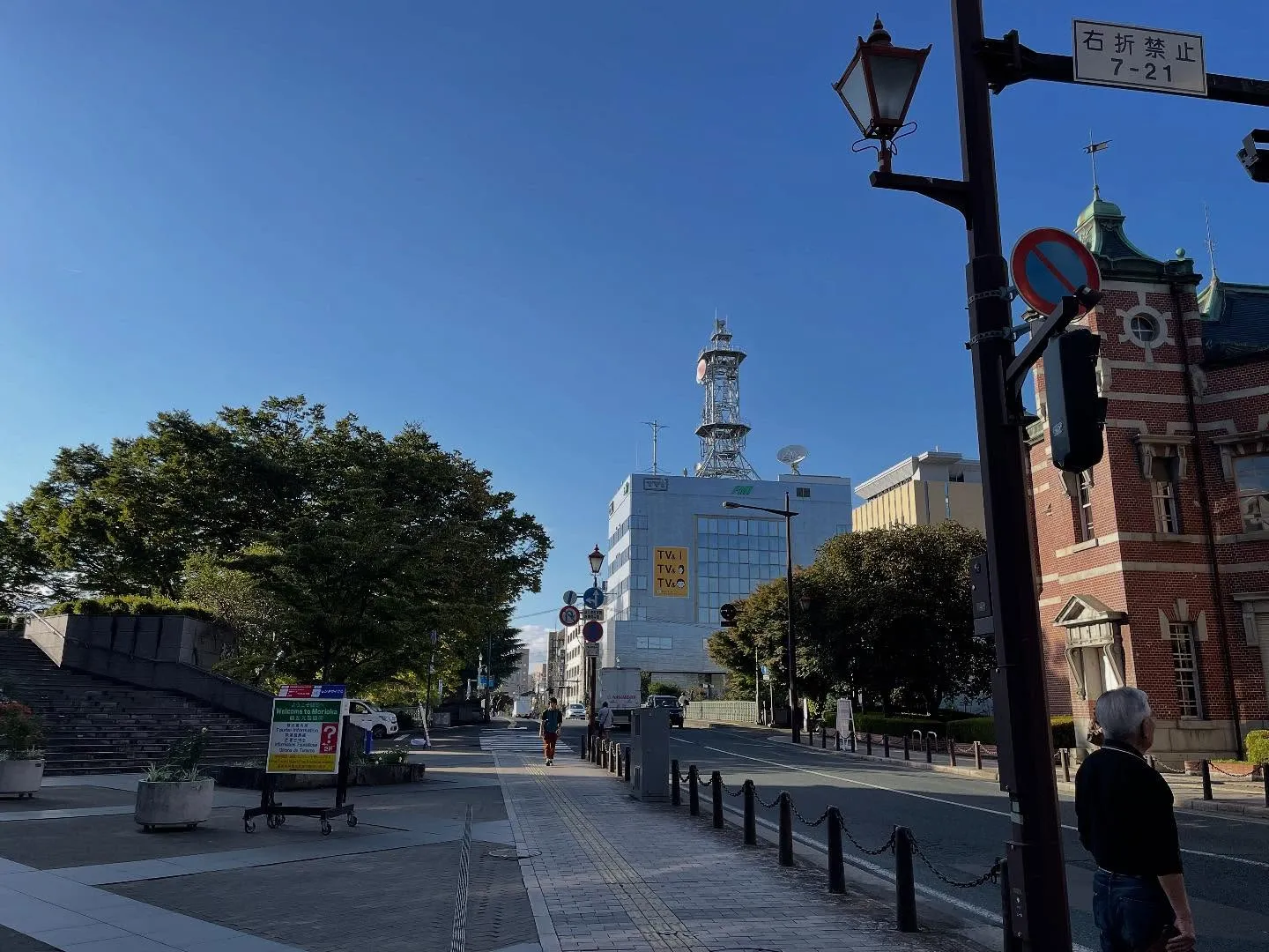 今日は午前中に相続手続きや遺言、贈与などの件でのご相談が２時...