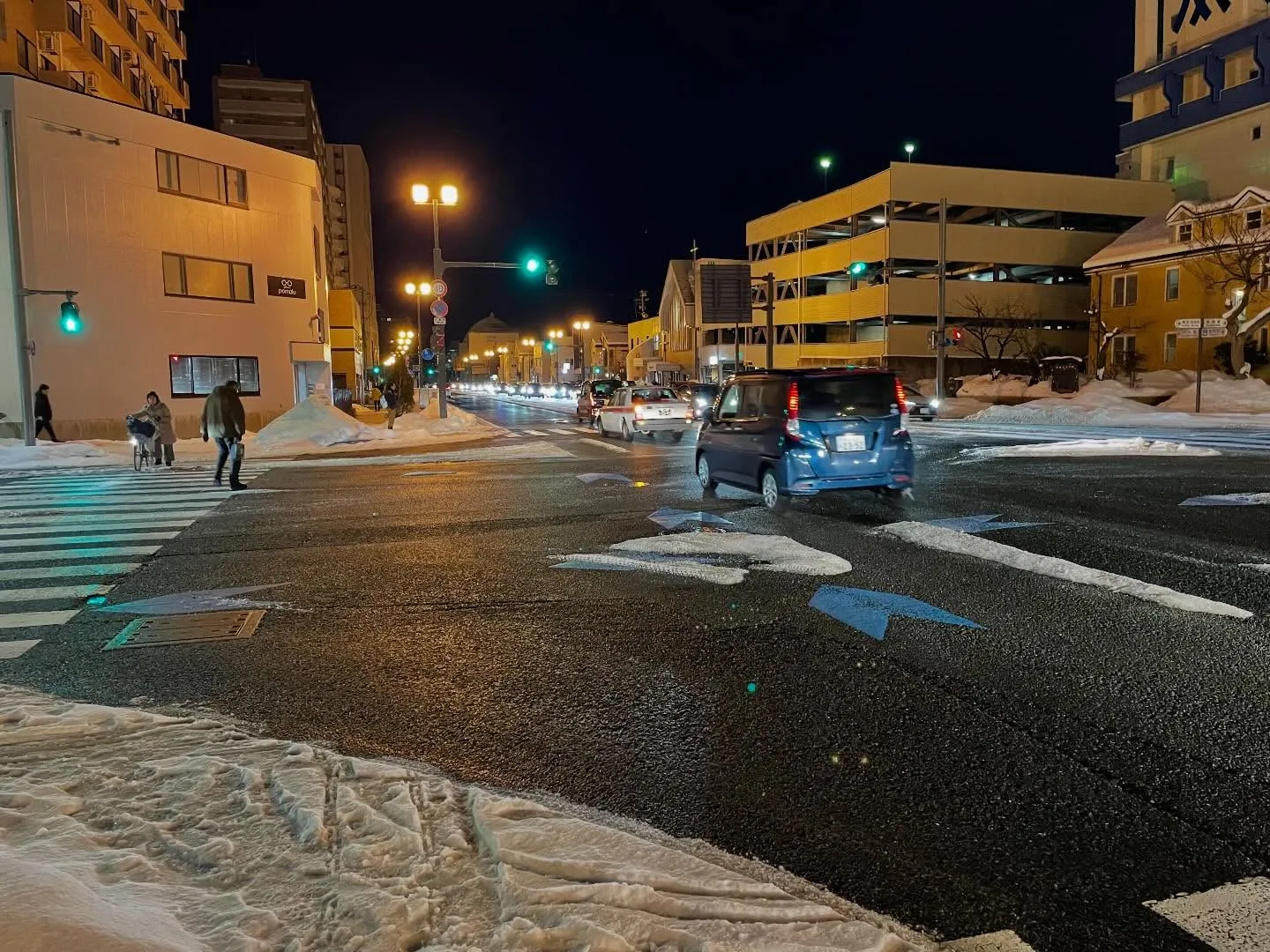 朝イチで仕事の整理をしてから、お客様と一緒に家庭裁判所に行っ...